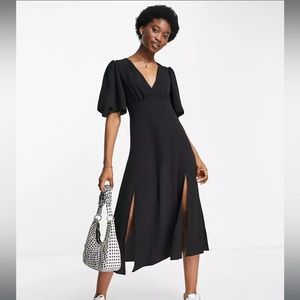 SOLD‼️ ASOS DESIGN angel sleeve midi dress in black